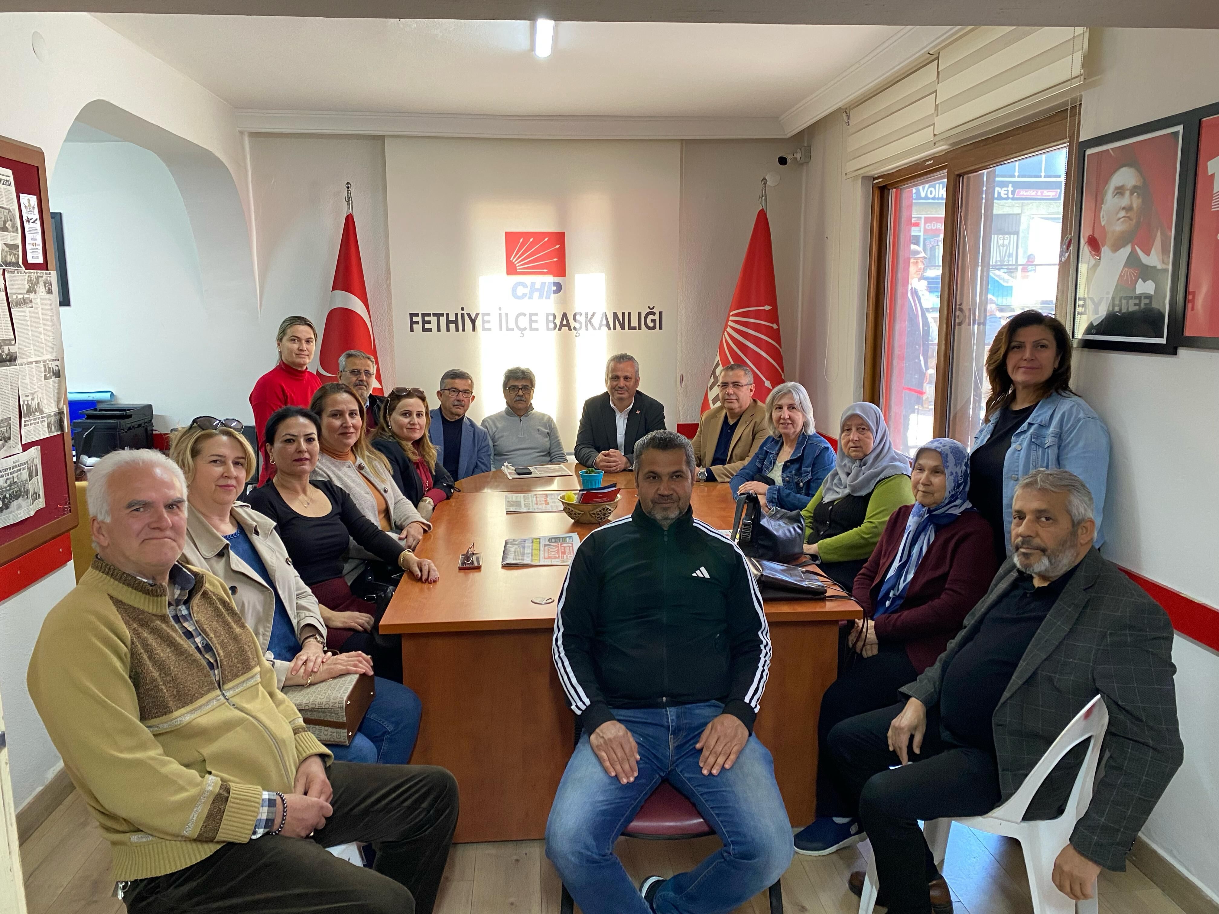 CHP Fethiye'de Üye Kayıtlarında Yoğunluk Yaşanıyor