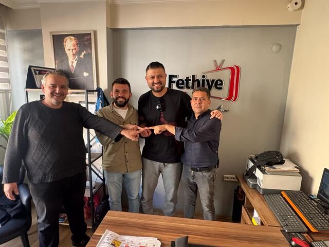 Fethiyeli Fenomen Gökcen’den Beşkaza Gazetesi’ne ‘Hayırlı Olsun’ Ziyareti