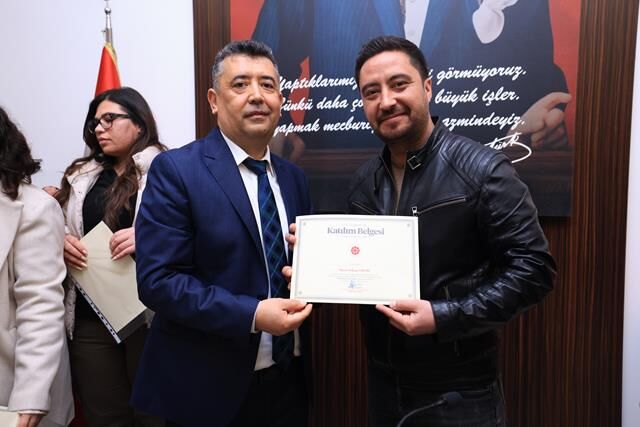 Gazetecilere “Algoritma Ve Sosyal Medya” Eğitimi