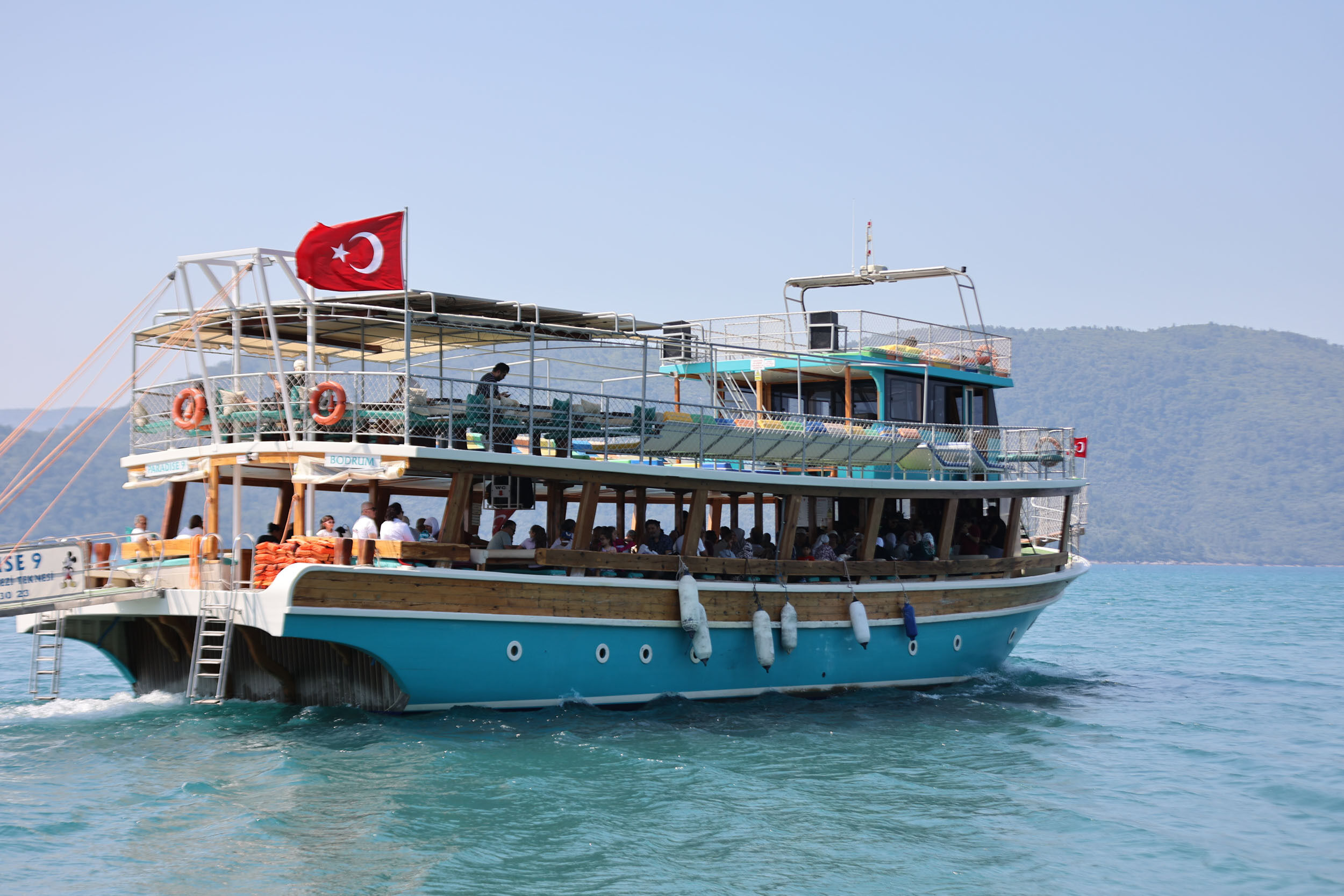 Şehit Aileleri ve Gaziler Muğla’nın Eşsiz Koylarında Ağırlandı