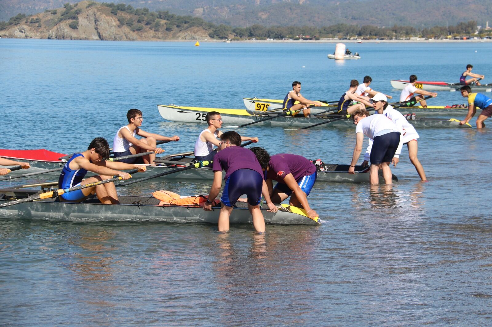 Fethiye’de Uzun Mesafe Deniz Küreği Türkiye Kupası Yarışları Başladı