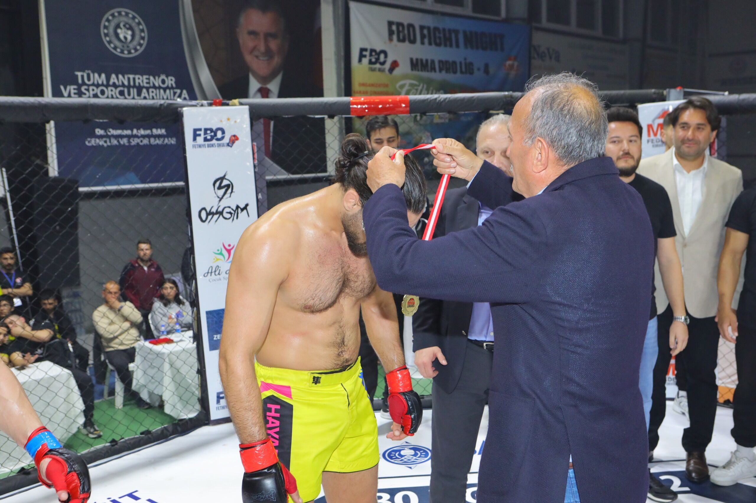 Dövüş Gecesi (1)