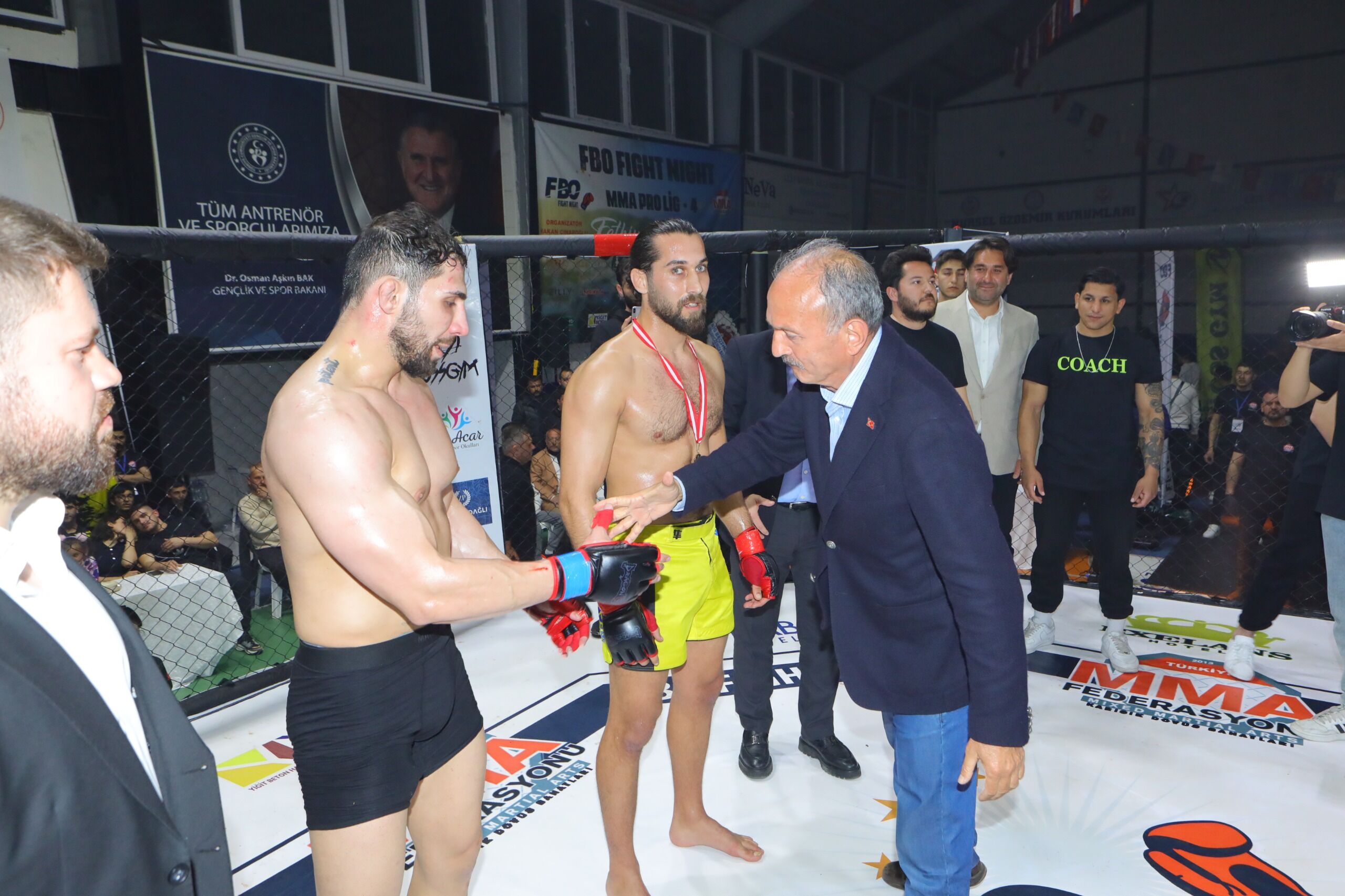 Dövüş Gecesi (4)