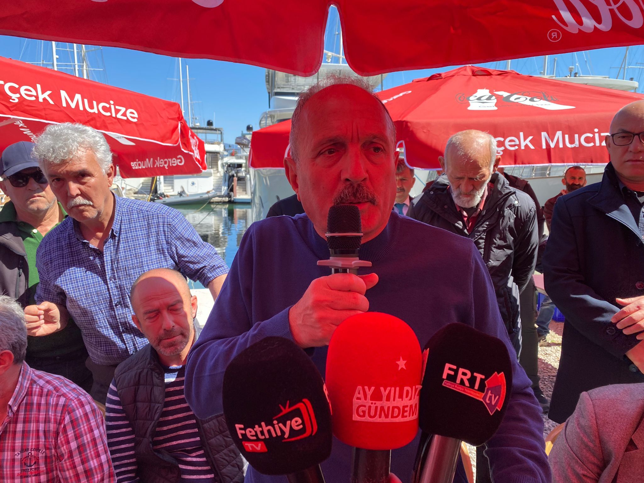 Saatcı, Tersanede İlgiyle Karşılandı (2)