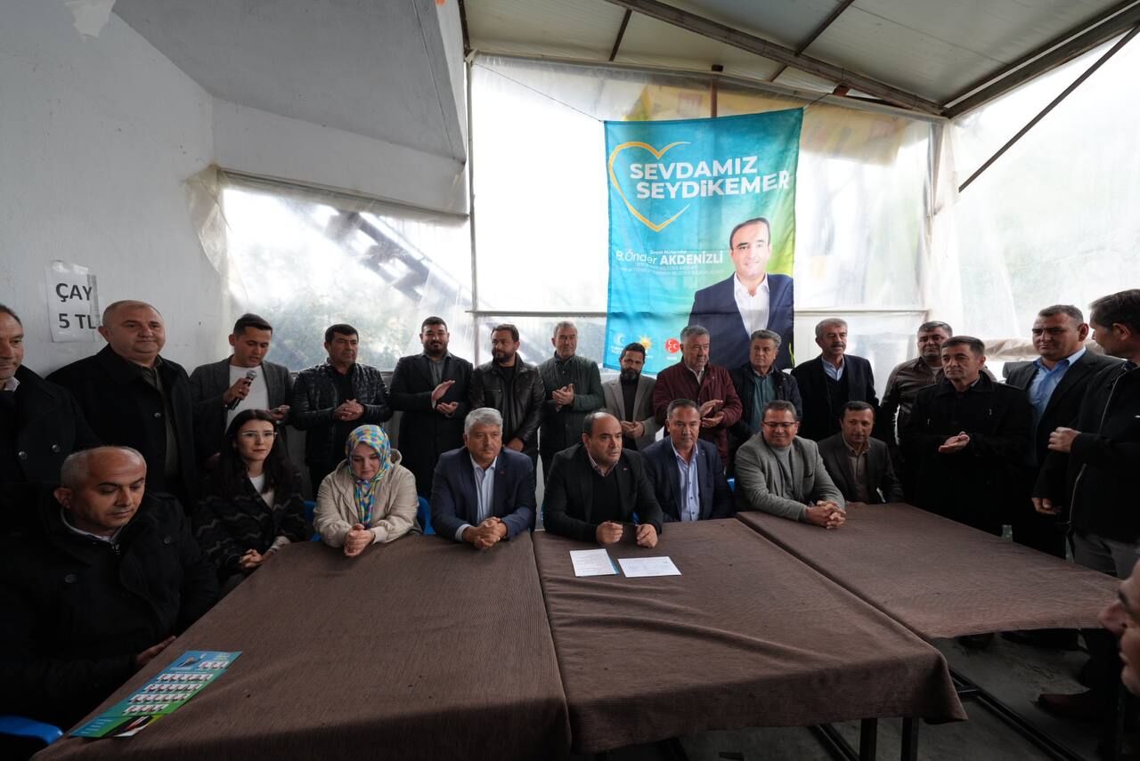 Akdeni̇zli̇ Mahalle Buluşmalarina Devam Edi̇yor (1)