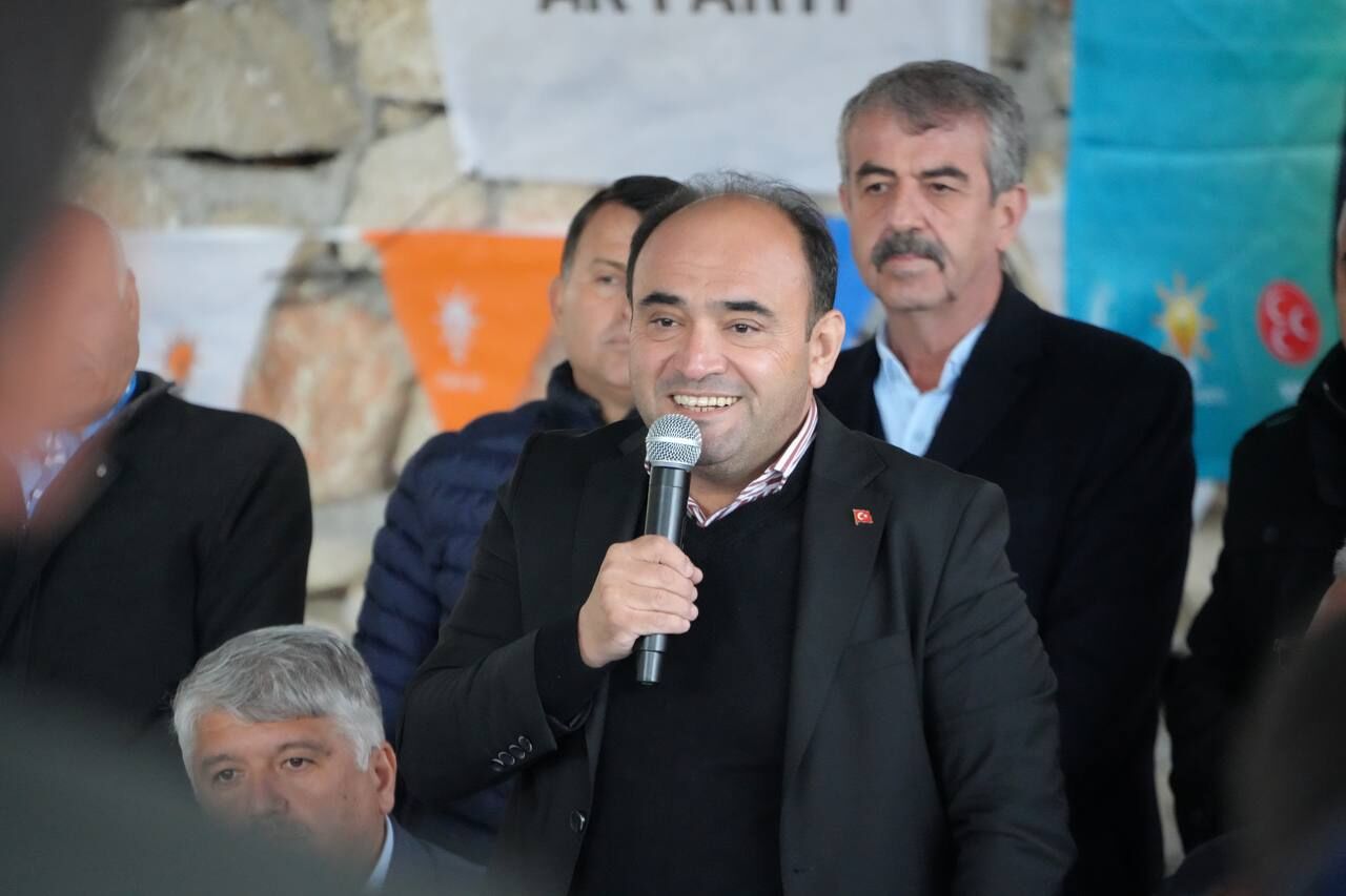 Akdeni̇zli̇ Mahalle Buluşmalarina Devam Edi̇yor (10)