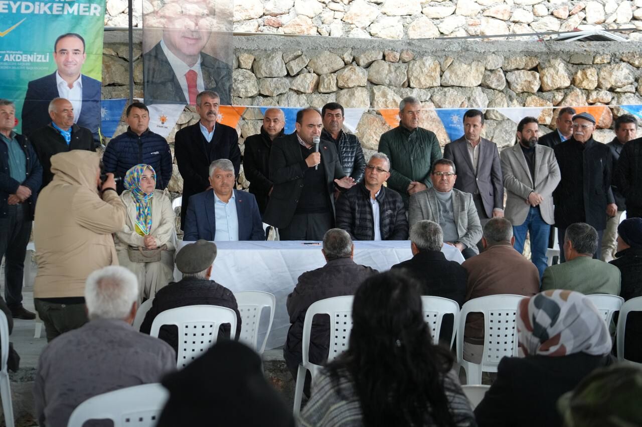 Akdeni̇zli̇ Mahalle Buluşmalarina Devam Edi̇yor (12)