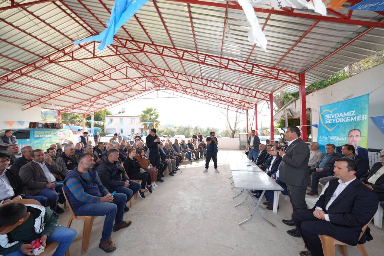 Akdeni̇zli̇, Durdurak Bi̇lmeden Çalişiyor (13)