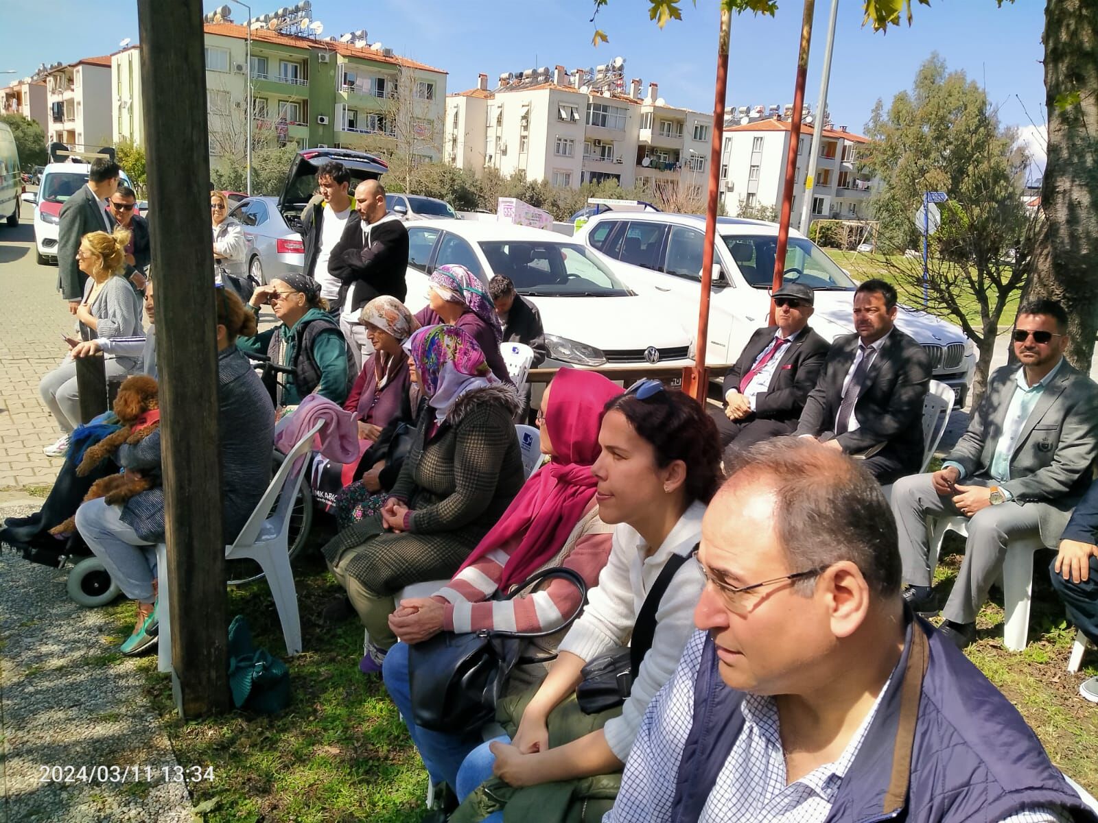 Karaca, Zihinsel Engelliler Derneğini Ziyaret Etti (2)
