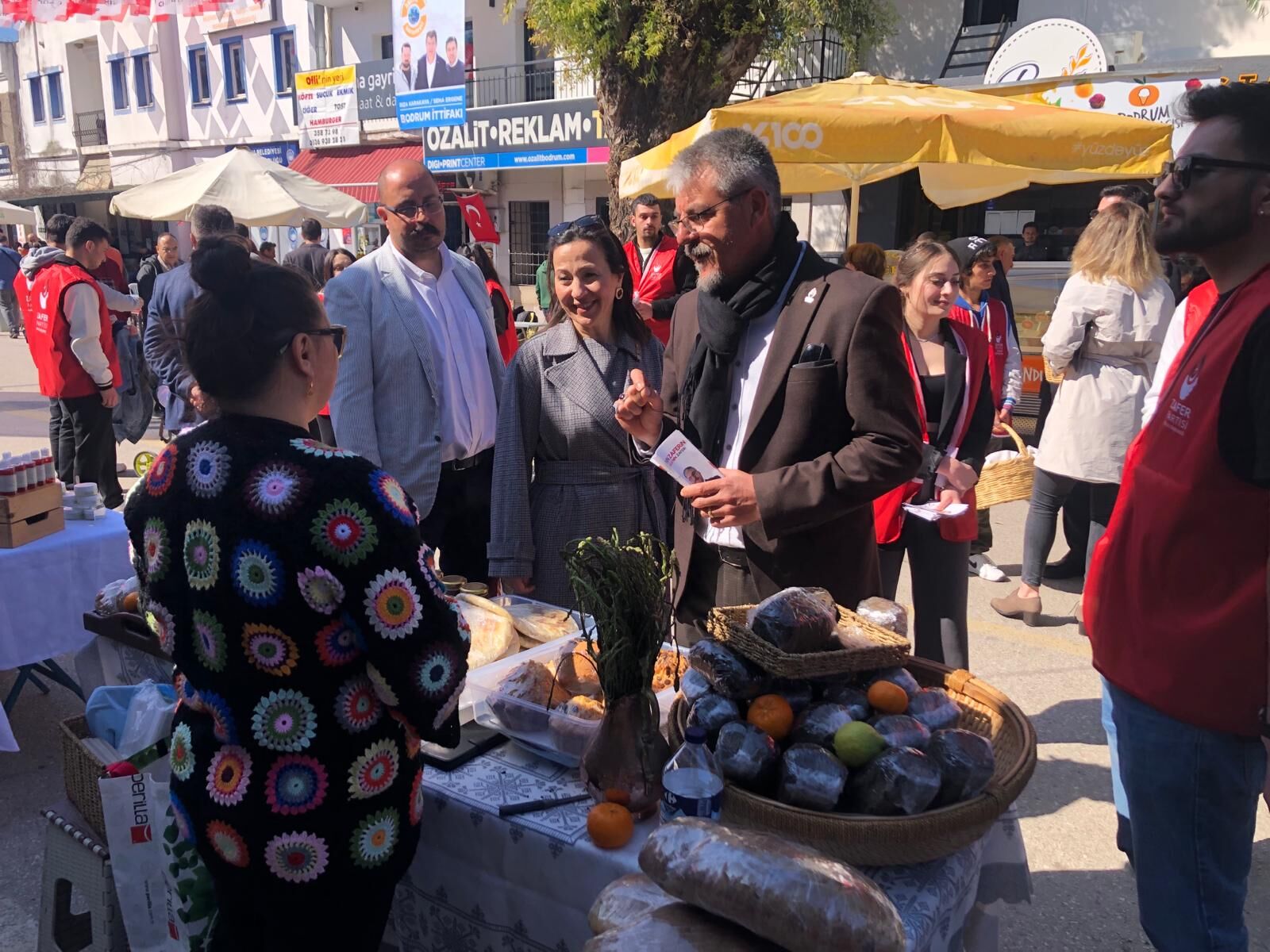 Başkan Adayı Yiğit, Çalışmalarını Sürdürüyor (2)