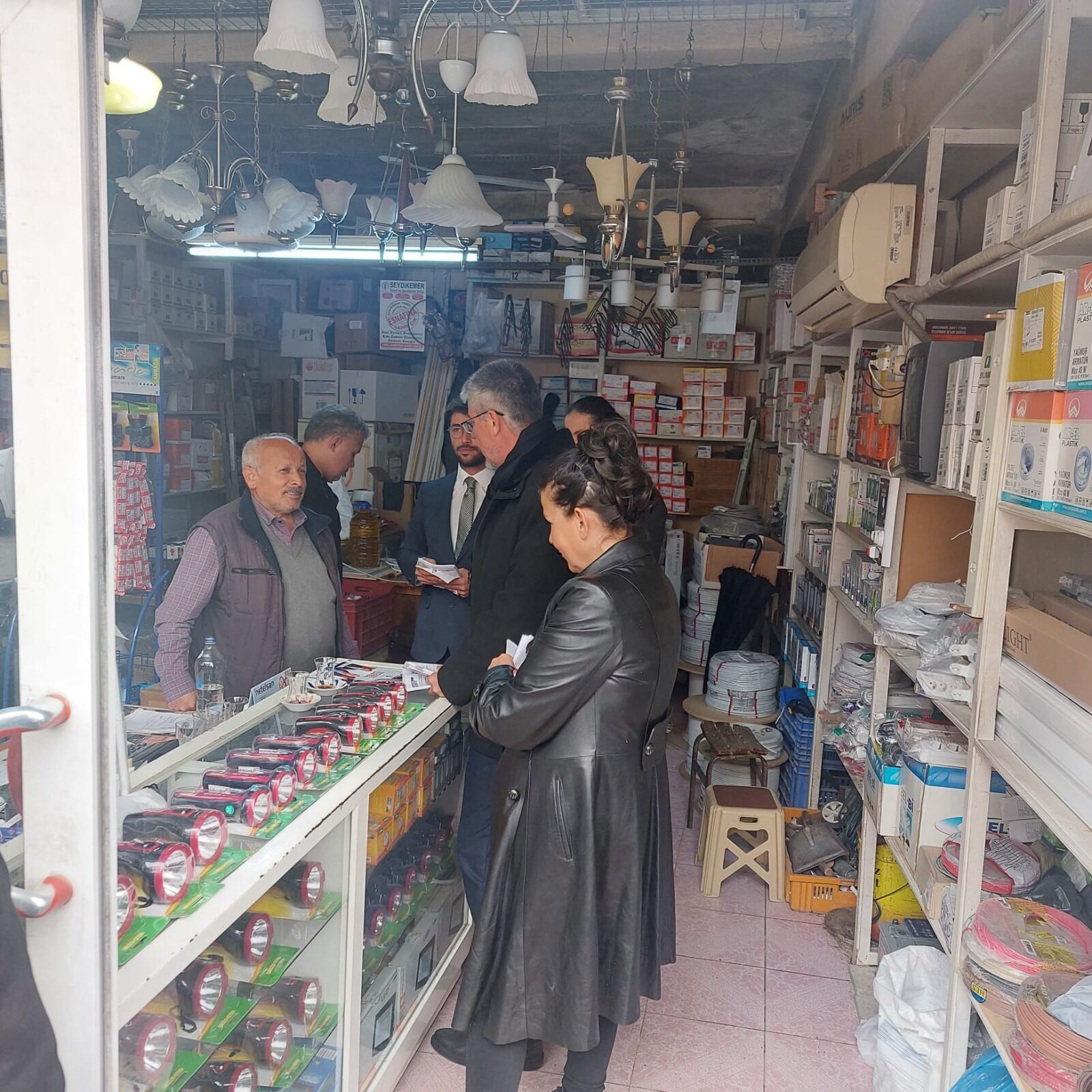 Yiğit, Seydikemer’de Ziyaretlerde Bulundu (1)