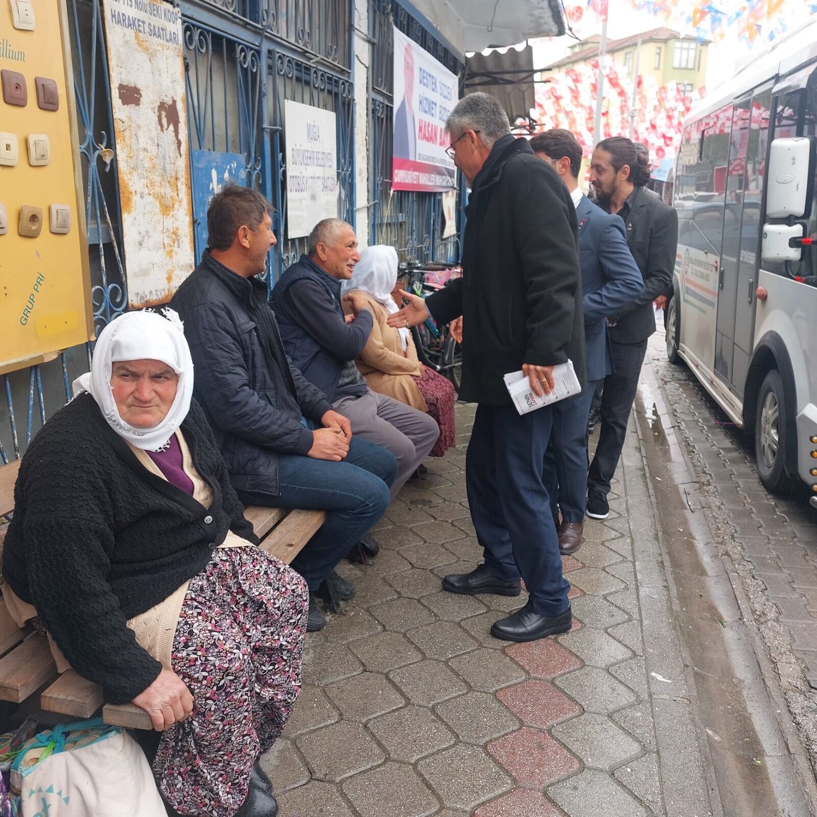 Yiğit, Seydikemer’de Ziyaretlerde Bulundu (2)