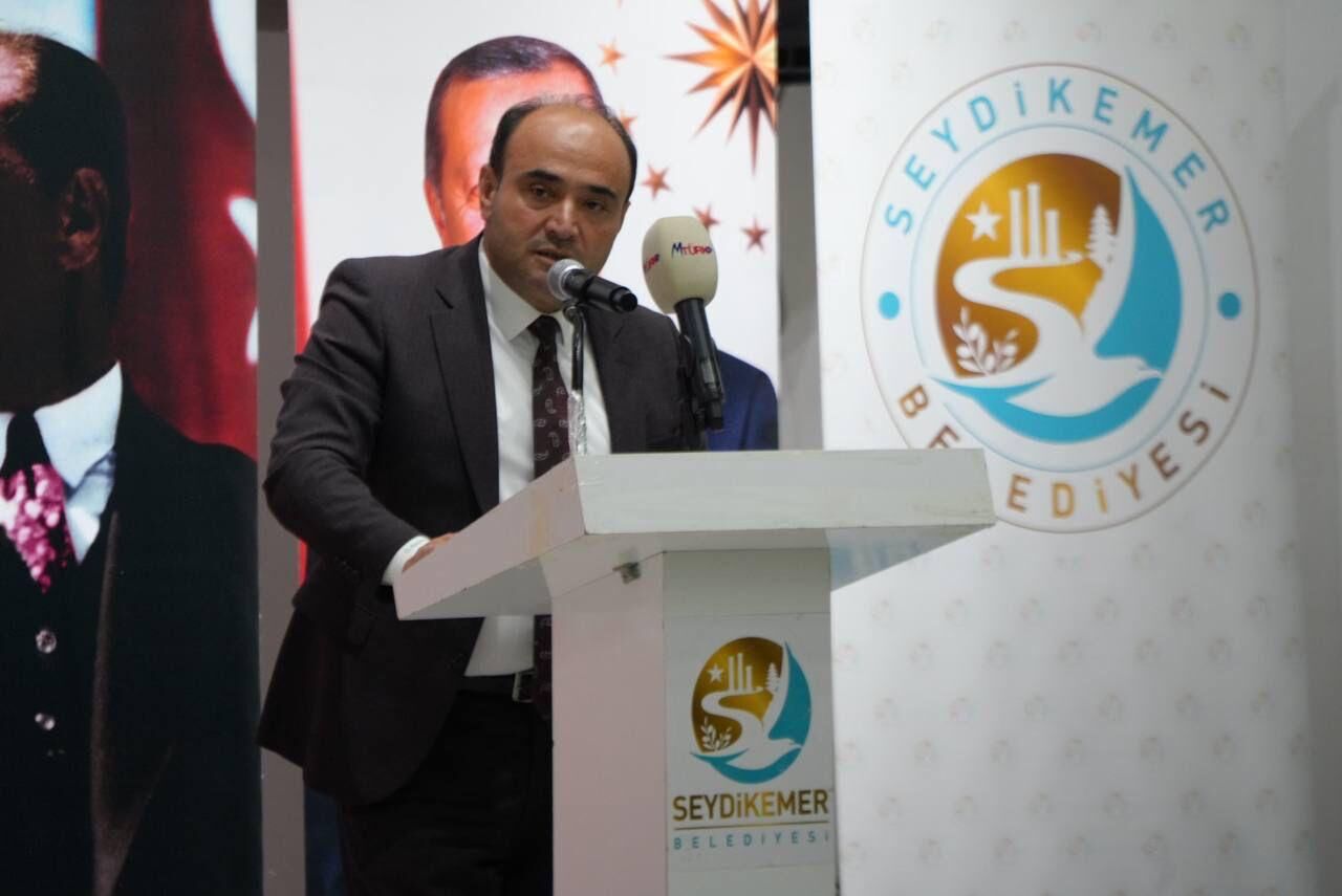 Başkan Akdeni̇zli̇ Kadinlarimiza Hak Etti̇ği̇ Değer Veri̇lmeli̇di̇r (2)