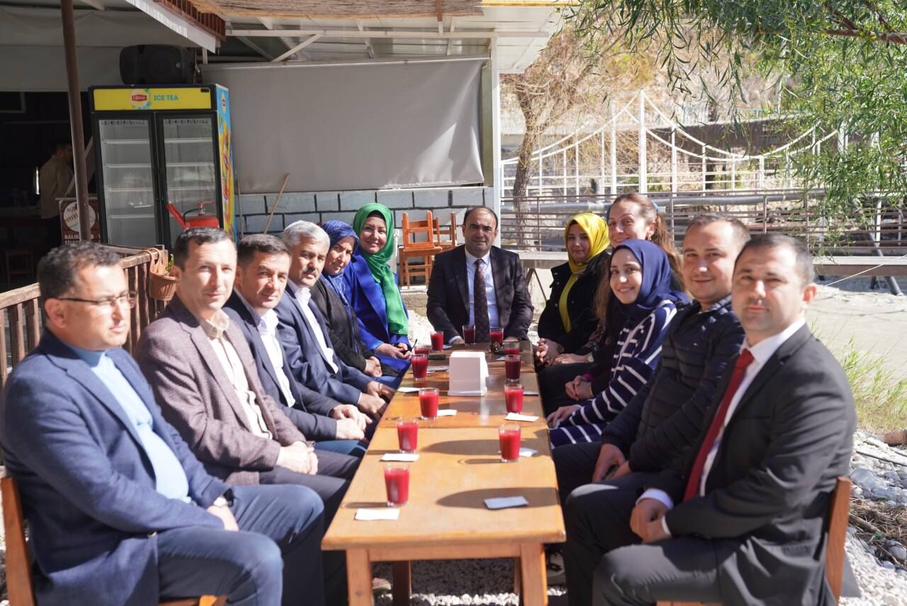 Ünlü Sunucu Gürpinar, Saklikent’e Hayran Kaldi (6)
