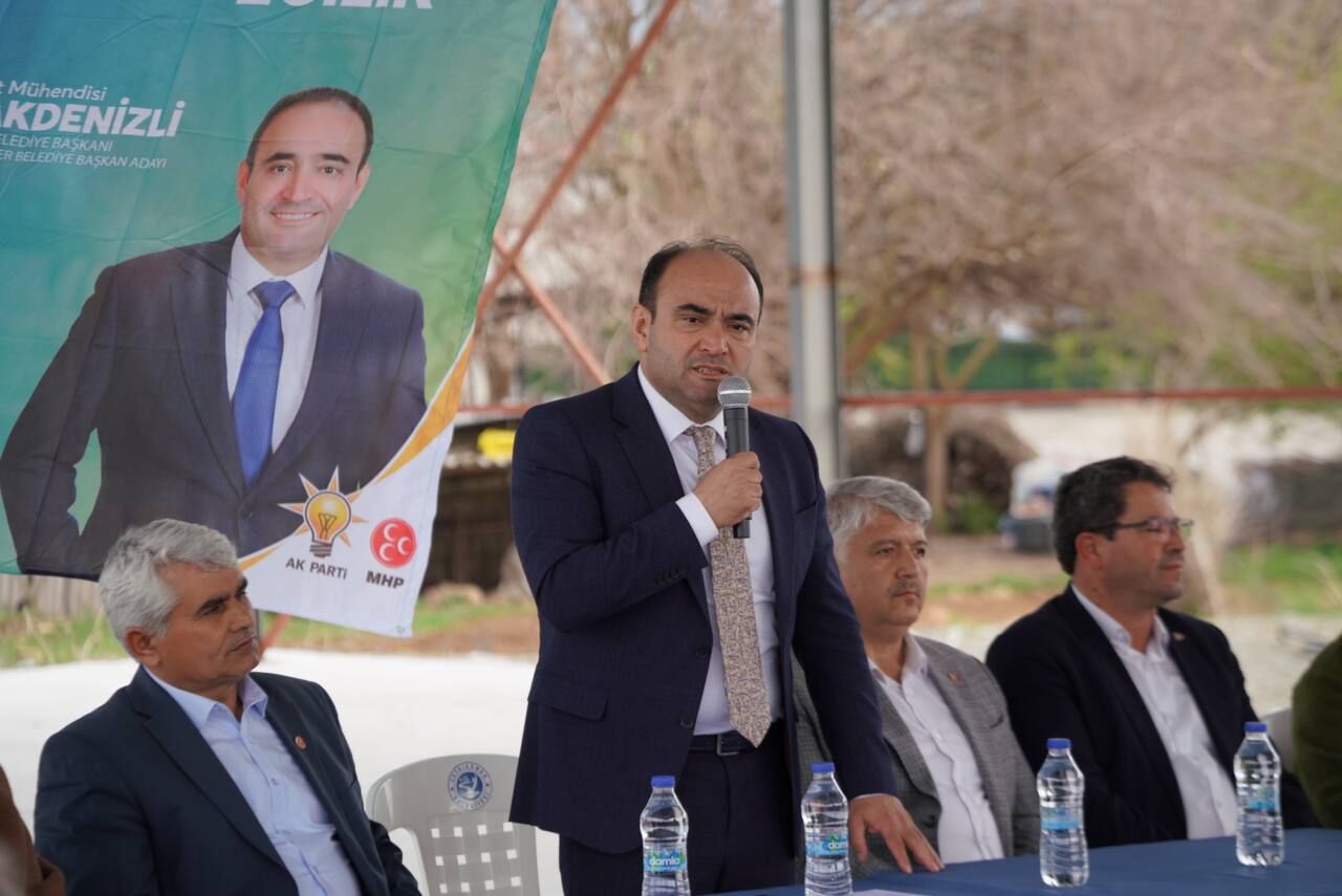 Başkan Akdeni̇zli̇ Seçi̇m Çalişmalarina Devam Edi̇yor (2)