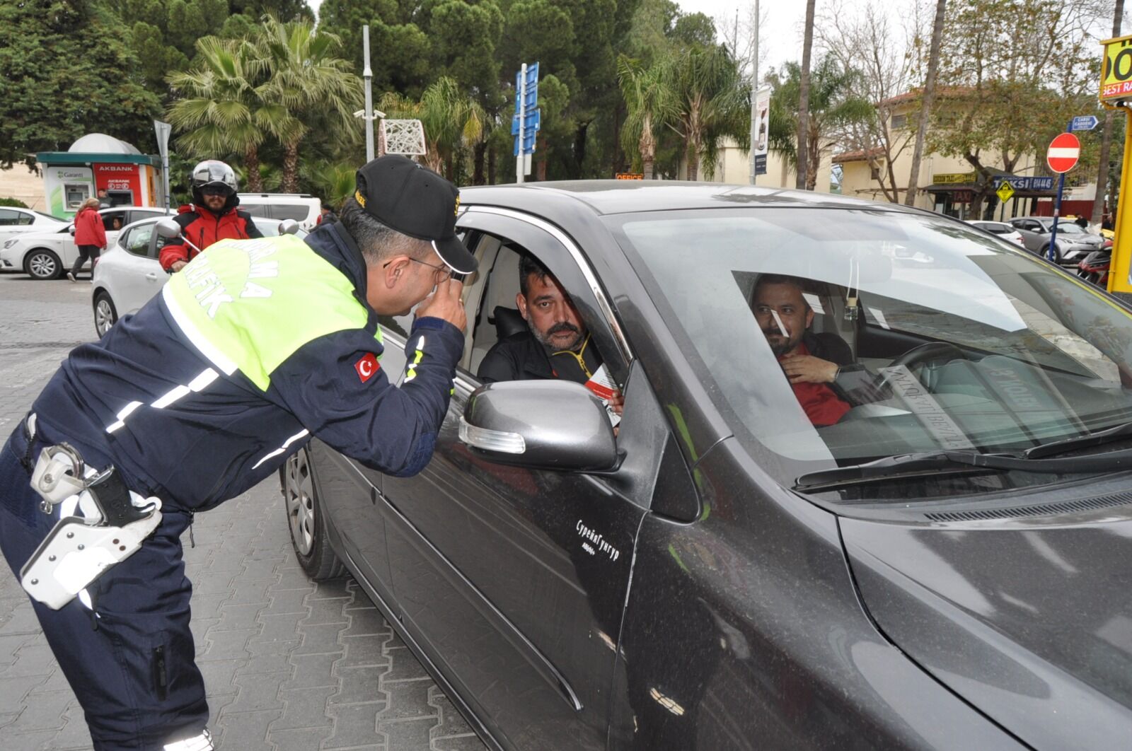 Fethiye’de Polis Ve Jandarma’dan “Yayalara Öncelik” Bilgilendirmesi (6)