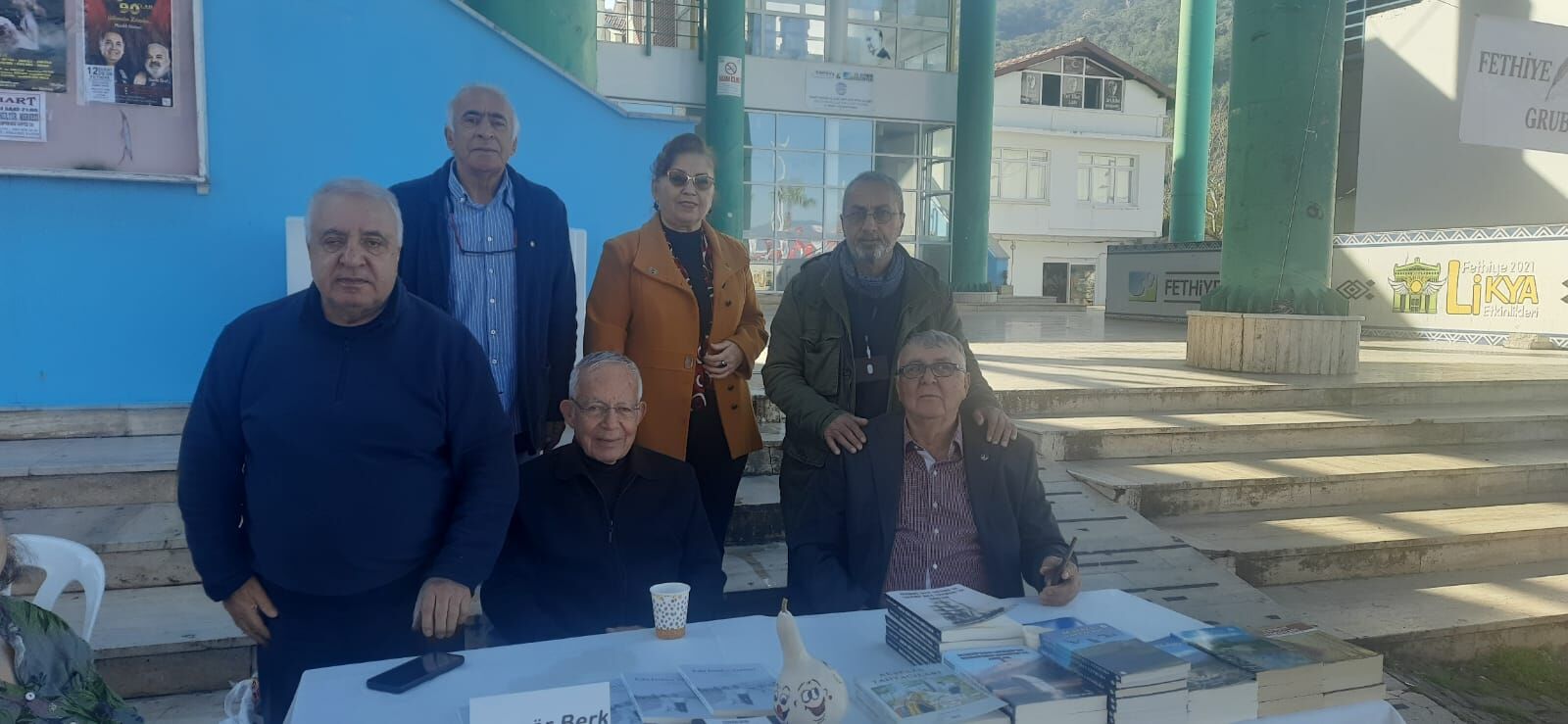 Fethiye Kitap İmza Günü Başarılı Geçti (2)