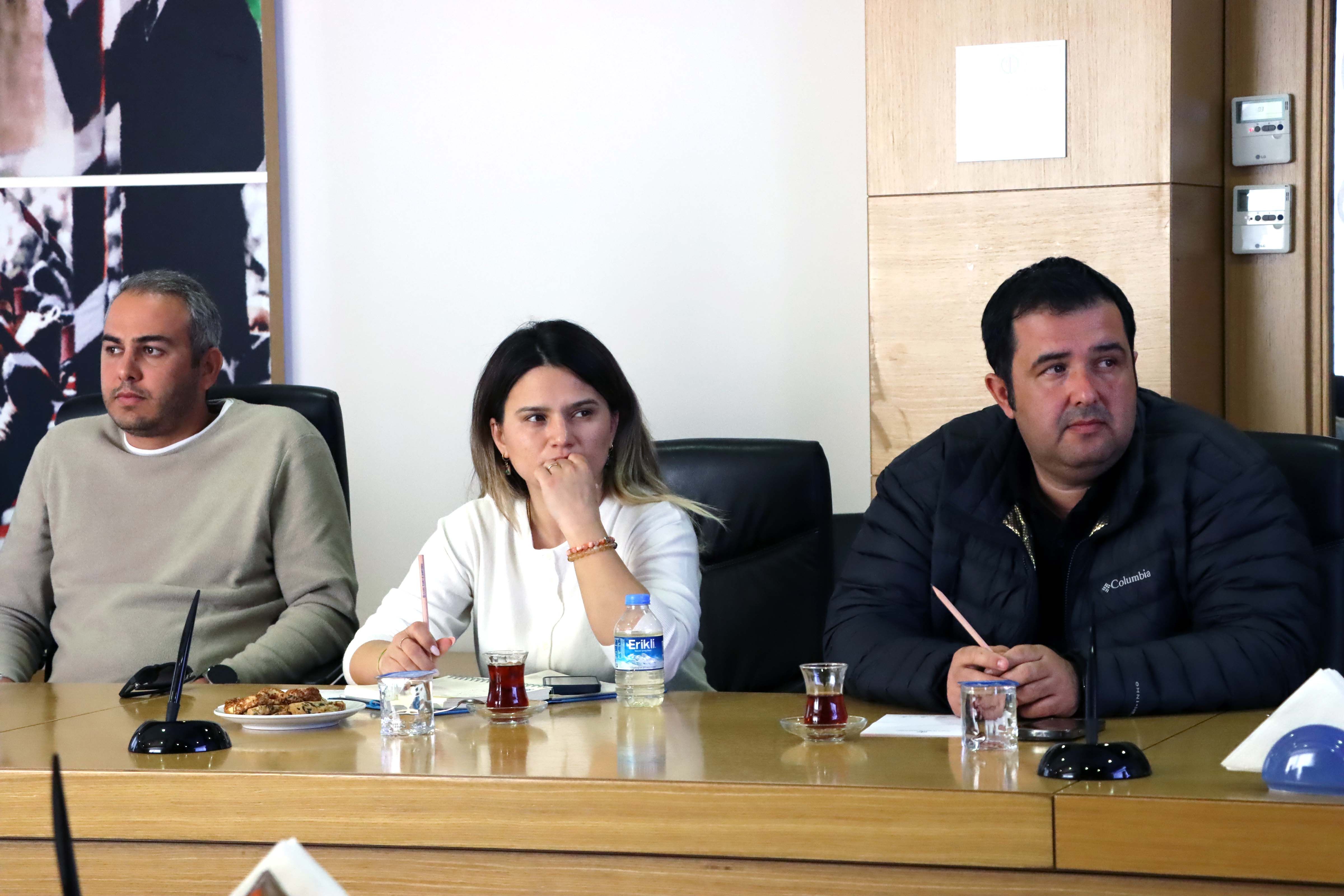 2024 02 19 Bölgeni̇n Sorunlari Beledi̇ye Başkan Adaylarina Rapor Hali̇nde Sunulacak (4)
