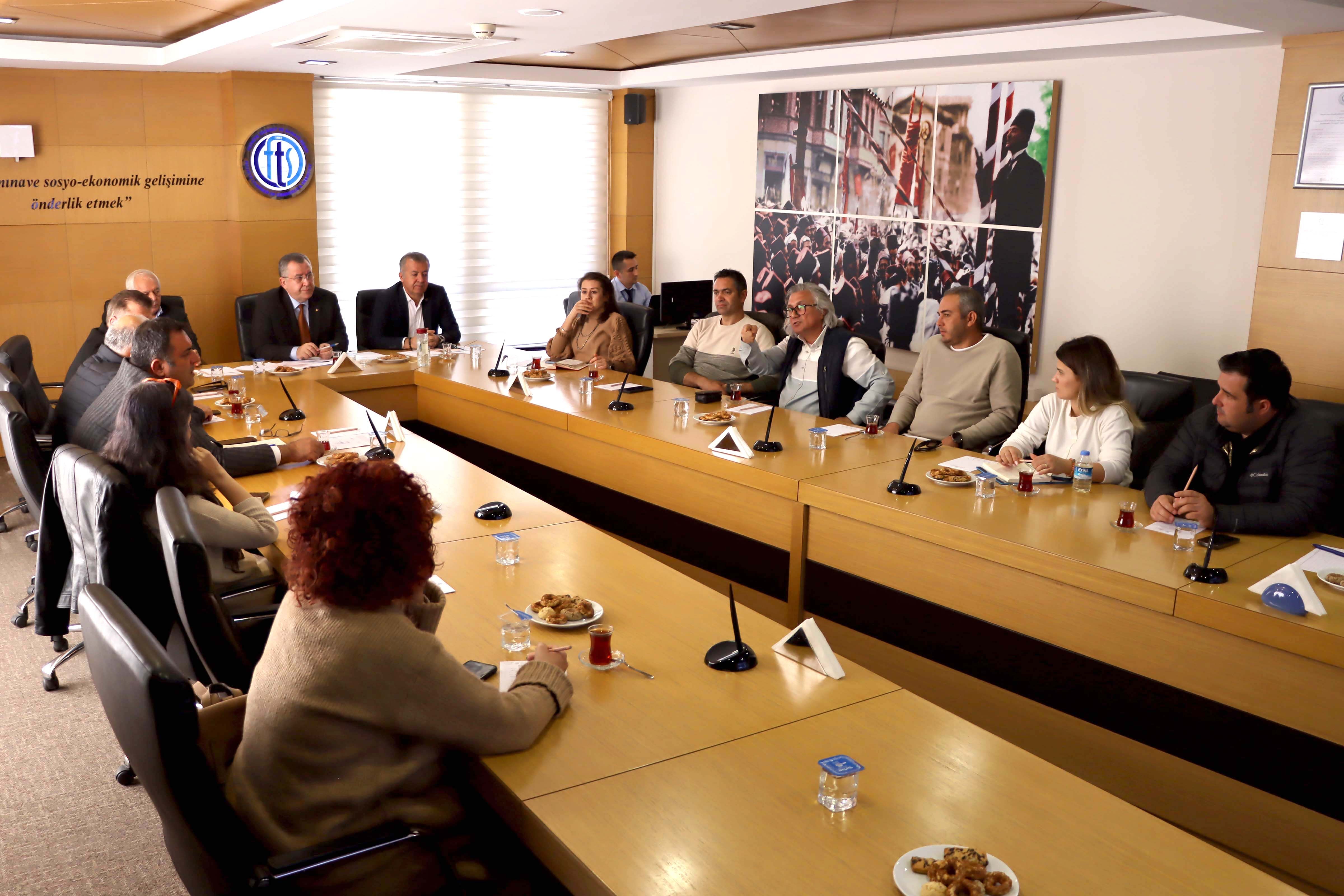 2024 02 19 Bölgeni̇n Sorunlari Beledi̇ye Başkan Adaylarina Rapor Hali̇nde Sunulacak (2)