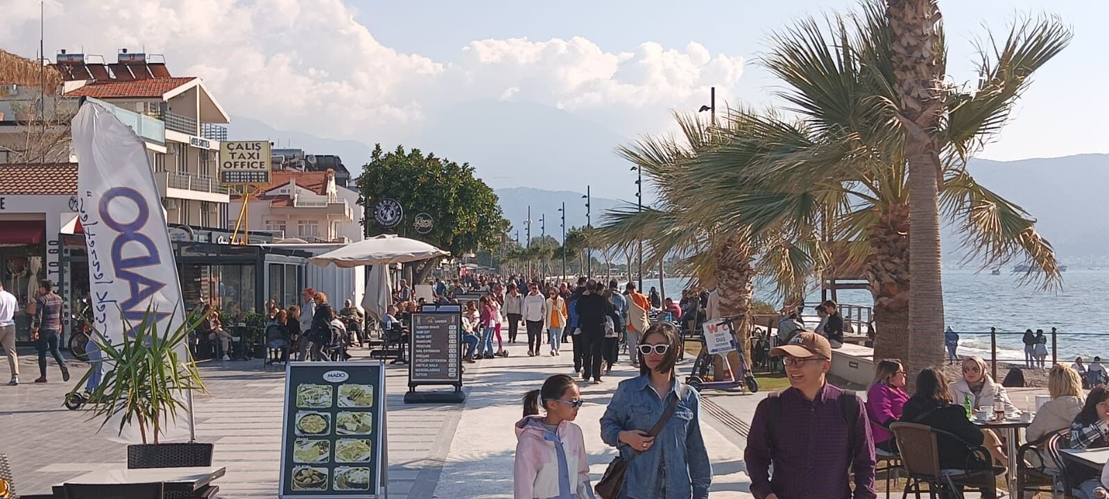 Fethiye'de Güneşli Havayı Gören, Sahile Koştu (2)