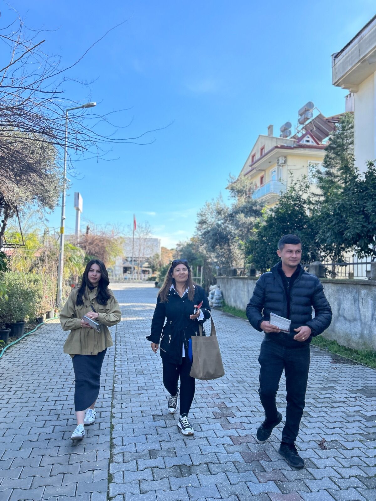 Cumhur İttifakı Ve Gençlik Kolları Kapı Kapı Dolaştılar (1)