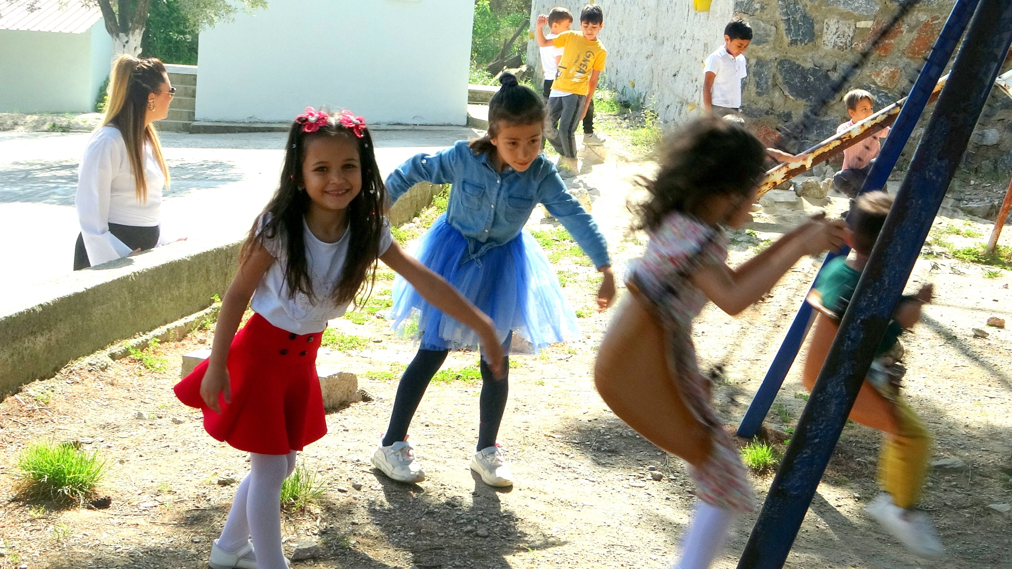Minik Cansu'nun İstiklal Marşı Sevgisi (4)