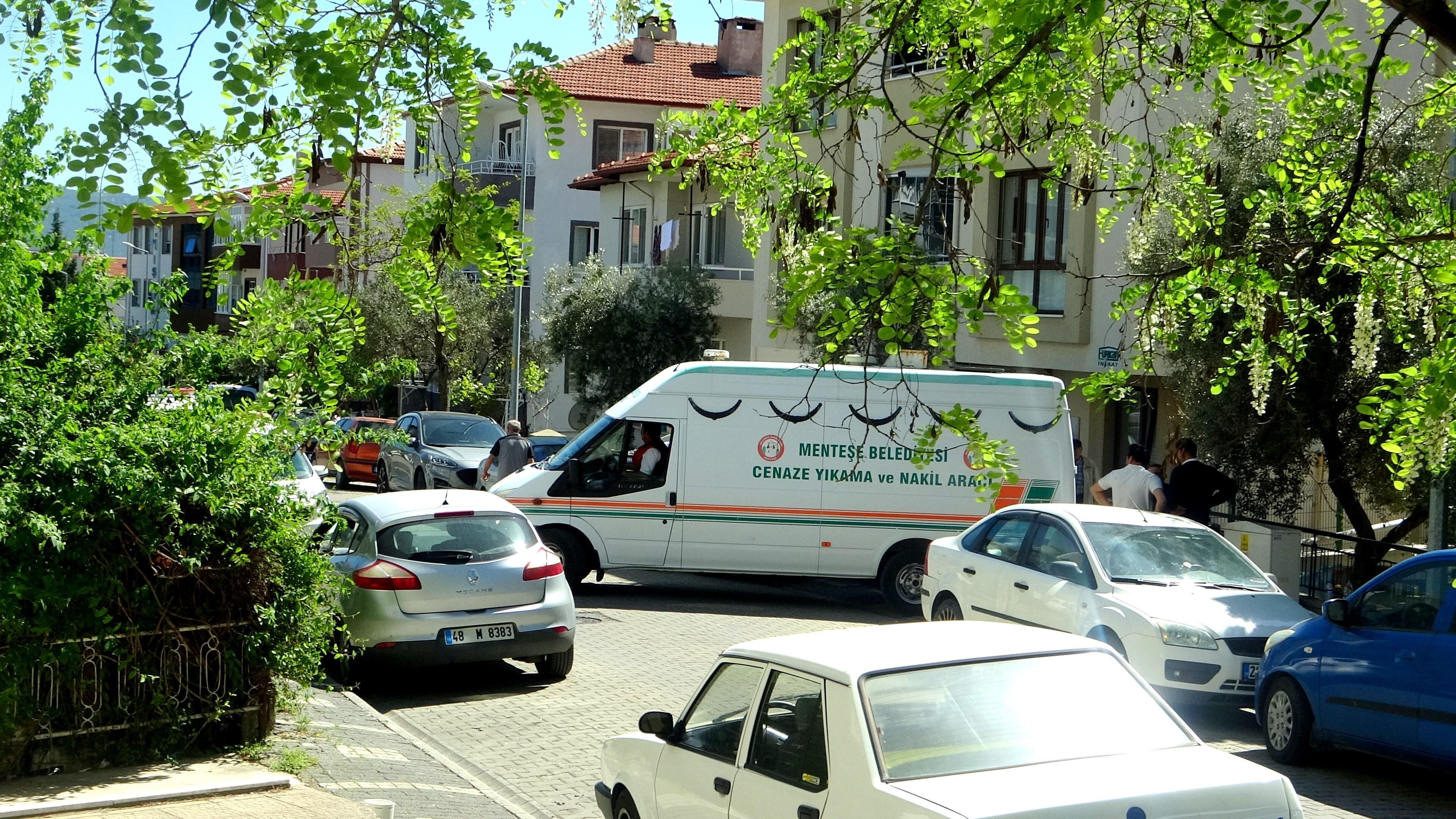 Emekli Polis Memuru Silahla Vurulmuş Halde Bulundu (4)