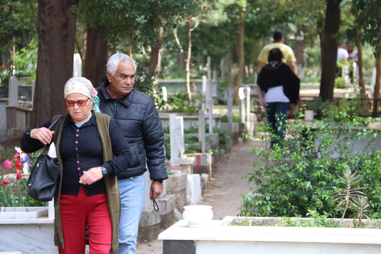 Fethiye’de Arefe Günü Mezar Ziyaretleri Unutulmadı (10)