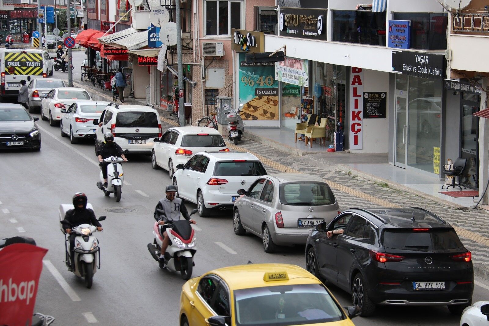 Fethiye’de Bayram Öncesi Tatilci Yoğunluğu Başladı (5)