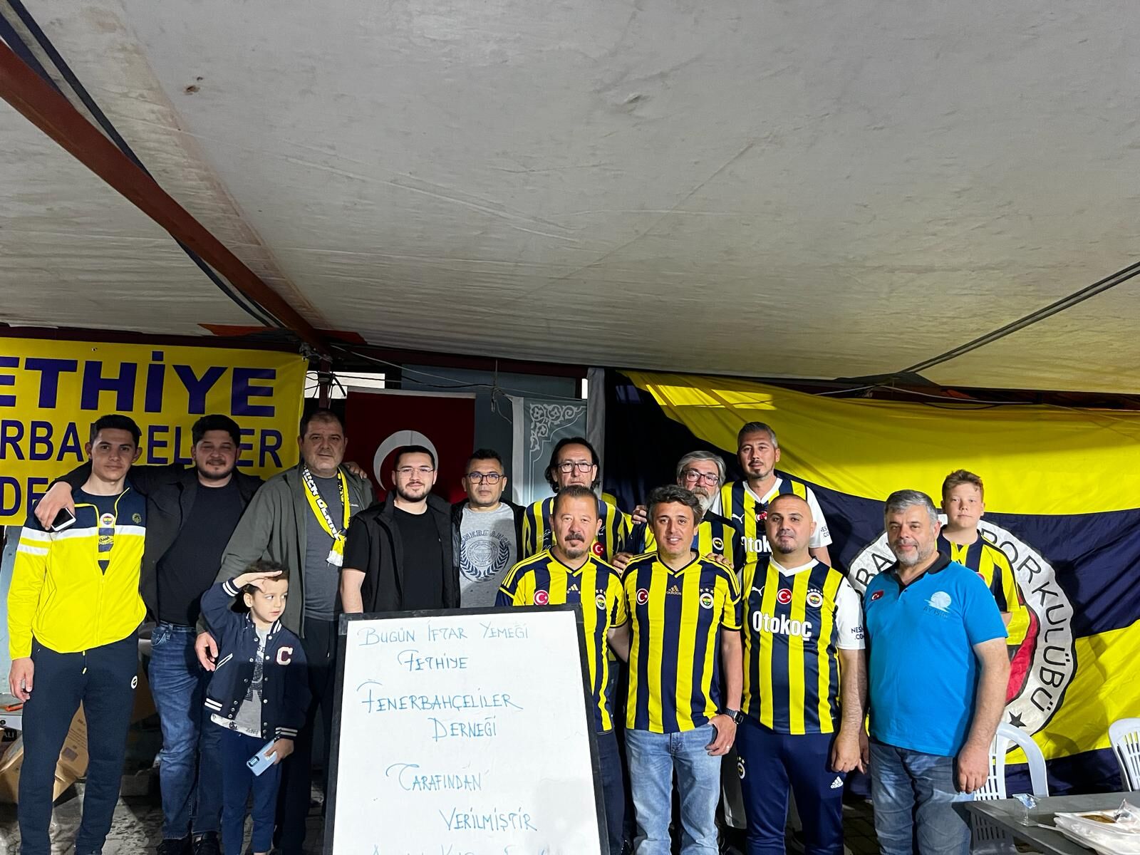 Fethiye Fenerbahçeliler Derneği İftar Yemeği Düzenledi (4)