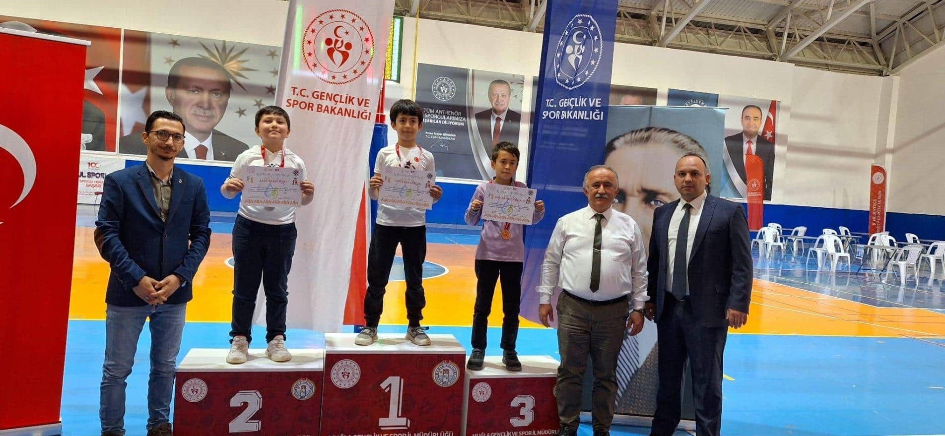 Seydikemer’deki Satranç Turnuvası Sona Erdi (5)