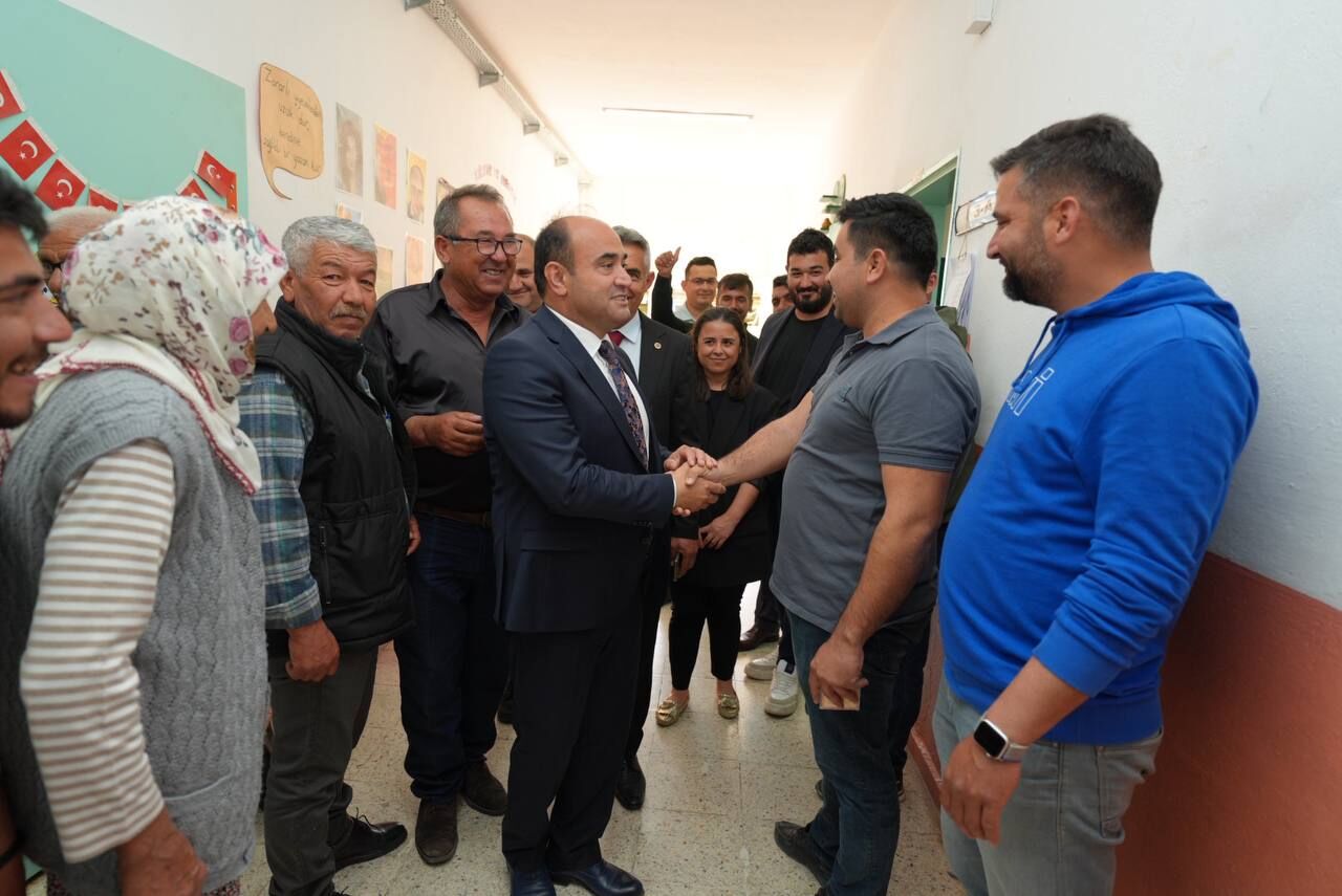 Akdeni̇zli̇ Sandik Görevli̇leri̇ni̇ Zi̇yaret Etti̇ (10)