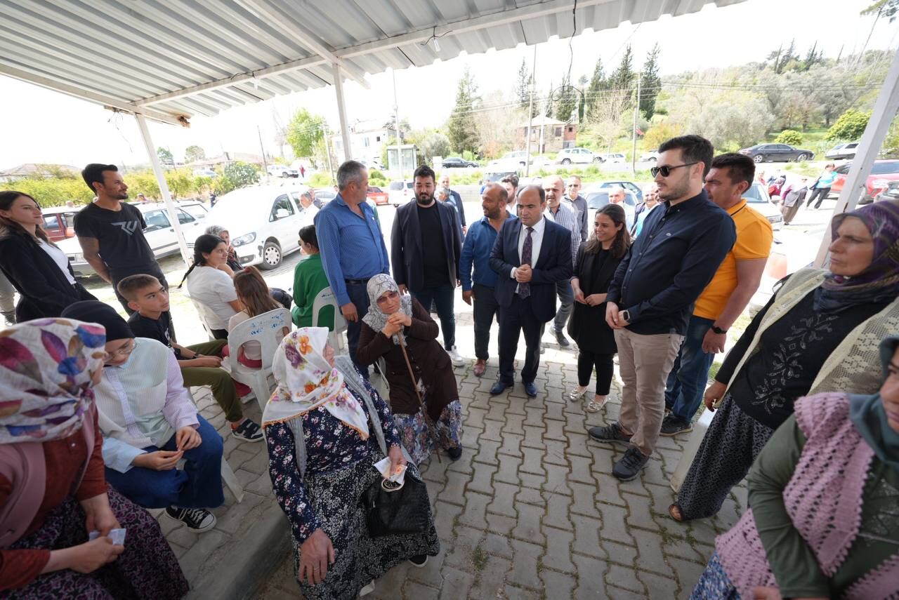 Akdeni̇zli̇ Sandik Görevli̇leri̇ni̇ Zi̇yaret Etti̇ (7)