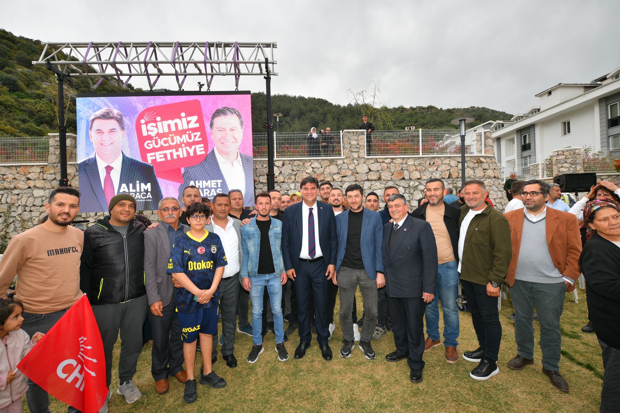 Alim Karaca Bizim Aklımızla Alay Etmeyin (11)