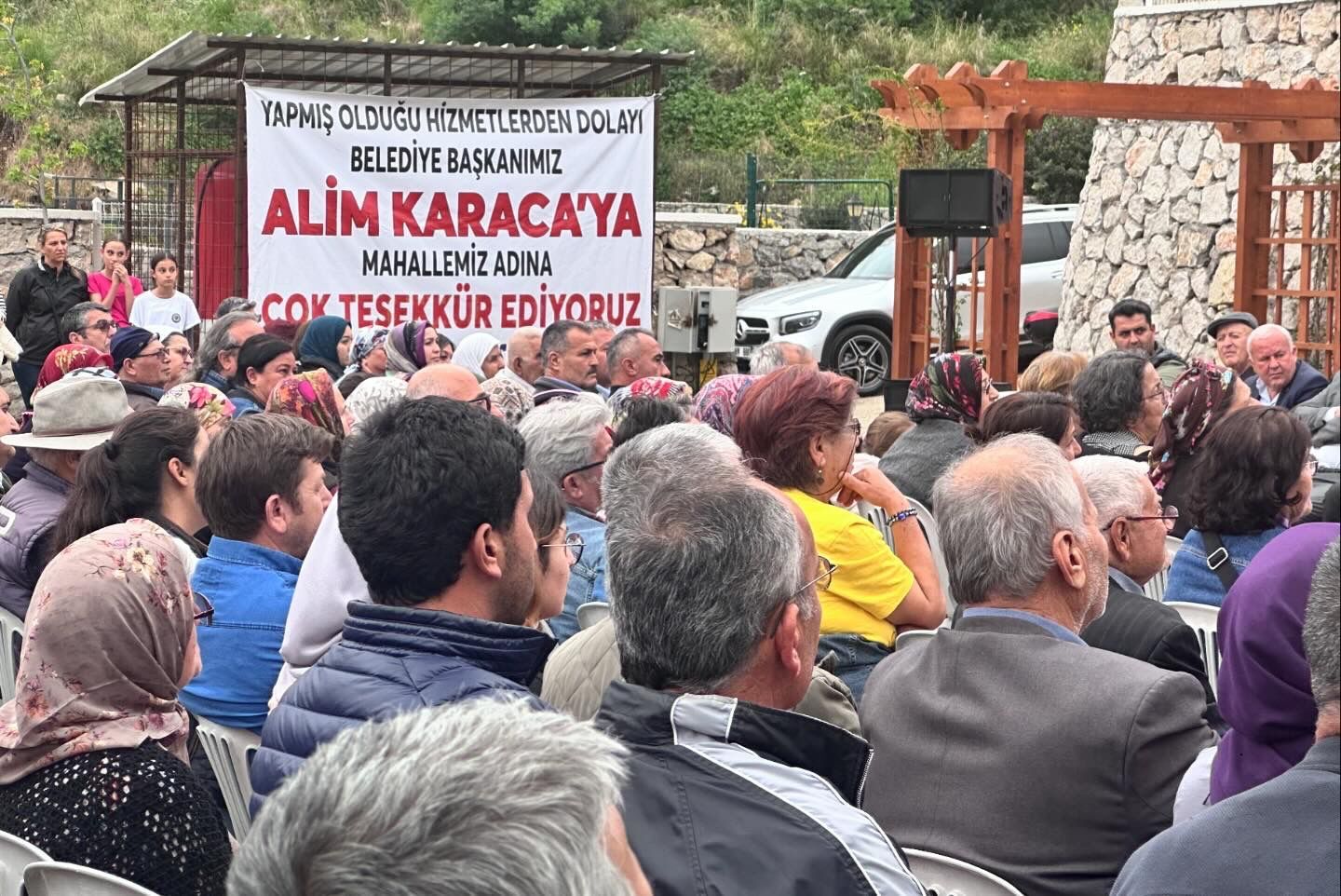 Alim Karaca Bizim Aklımızla Alay Etmeyin (8)