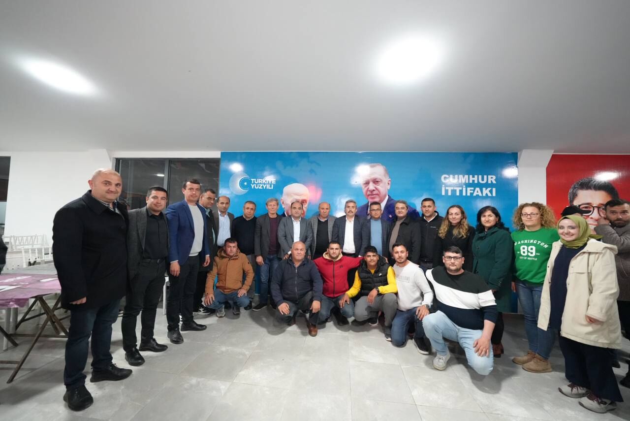 Başkan Akdeni̇zli̇’den Mi̇lletveki̇li̇ Otgöz’e Sürpri̇z Doğum Günü (2)