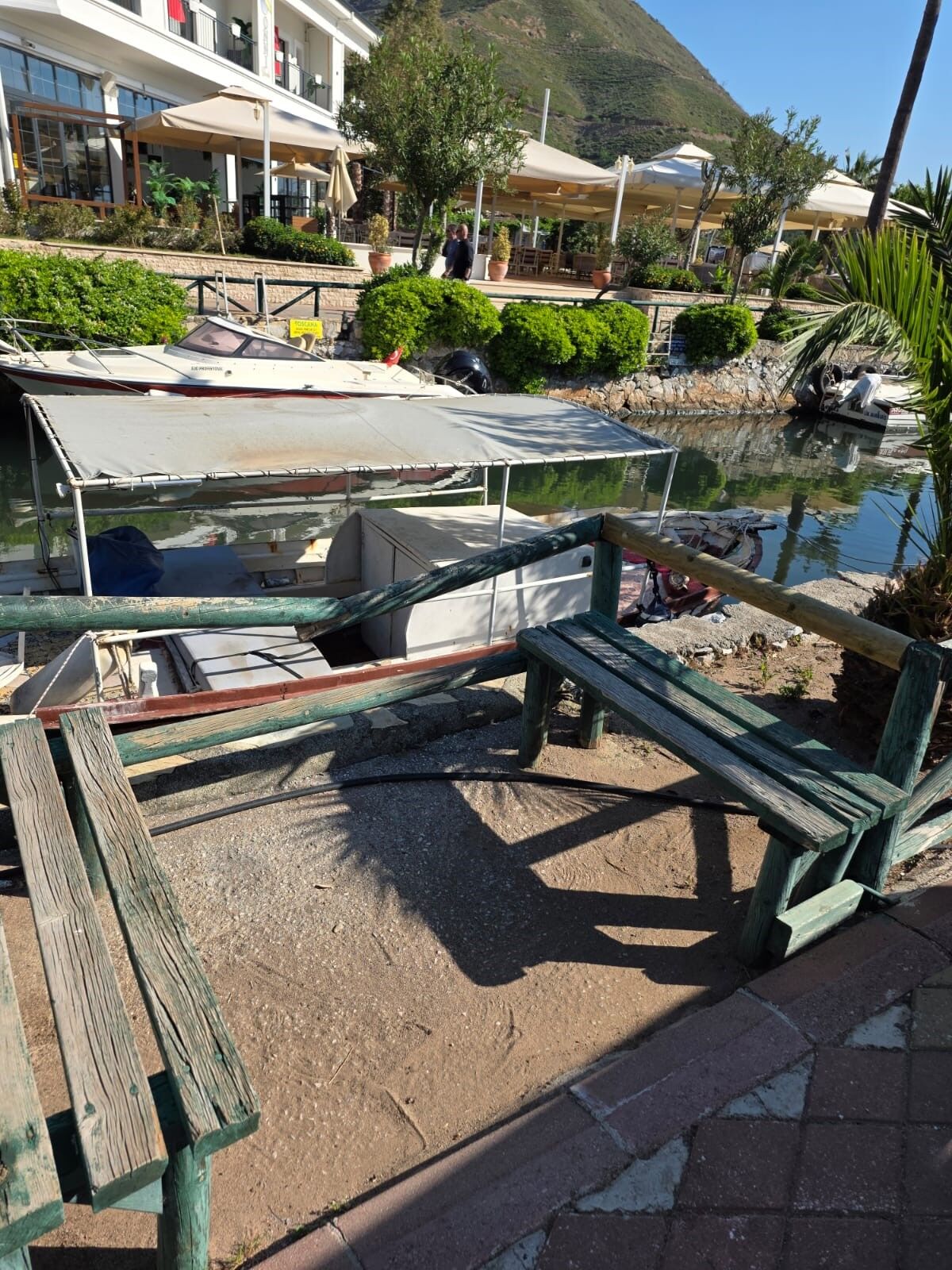 A W693765 03