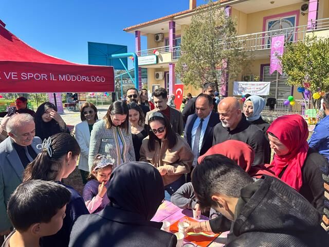 21 Mart Down Sendromu Farkındalık Günü Fethiye ve Seydikemer’de Kutlandı