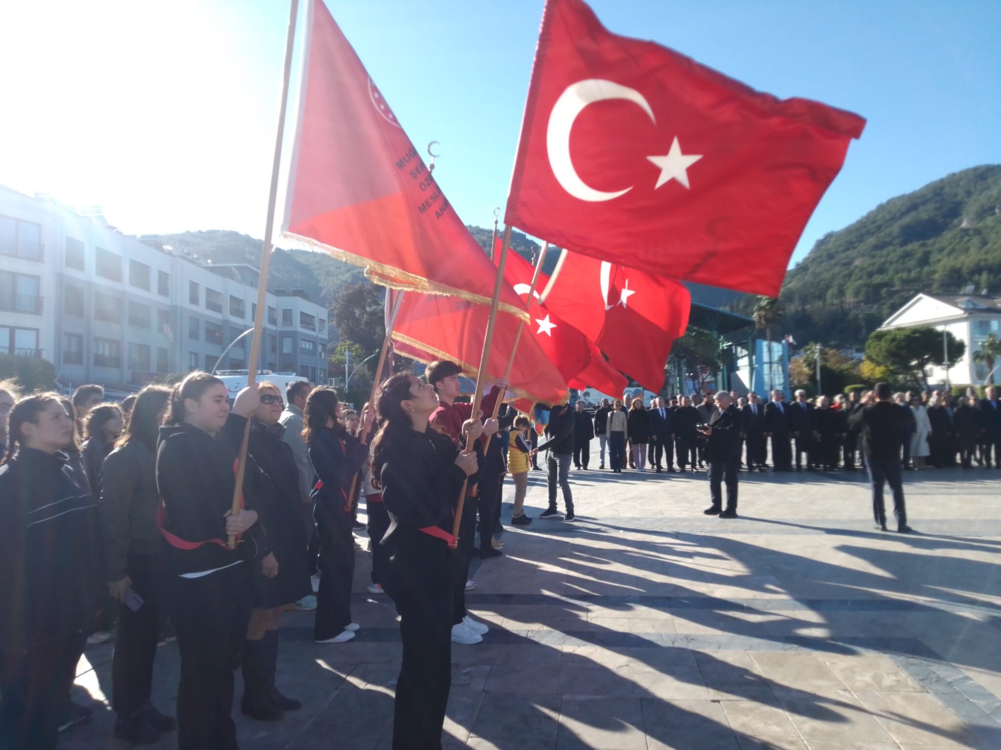 24 Kasım Öğretmenler Günü Fethiye'de Coşkuyla Kutlandı