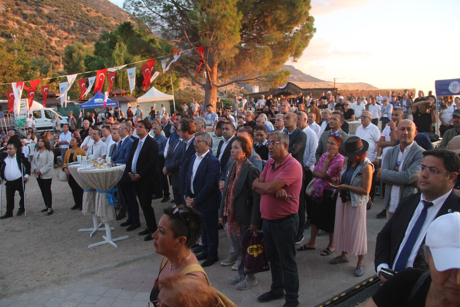 24. Uluslararası Fethiye Ölüdeniz Hava Oyunları Festivali Törenle Başladı
