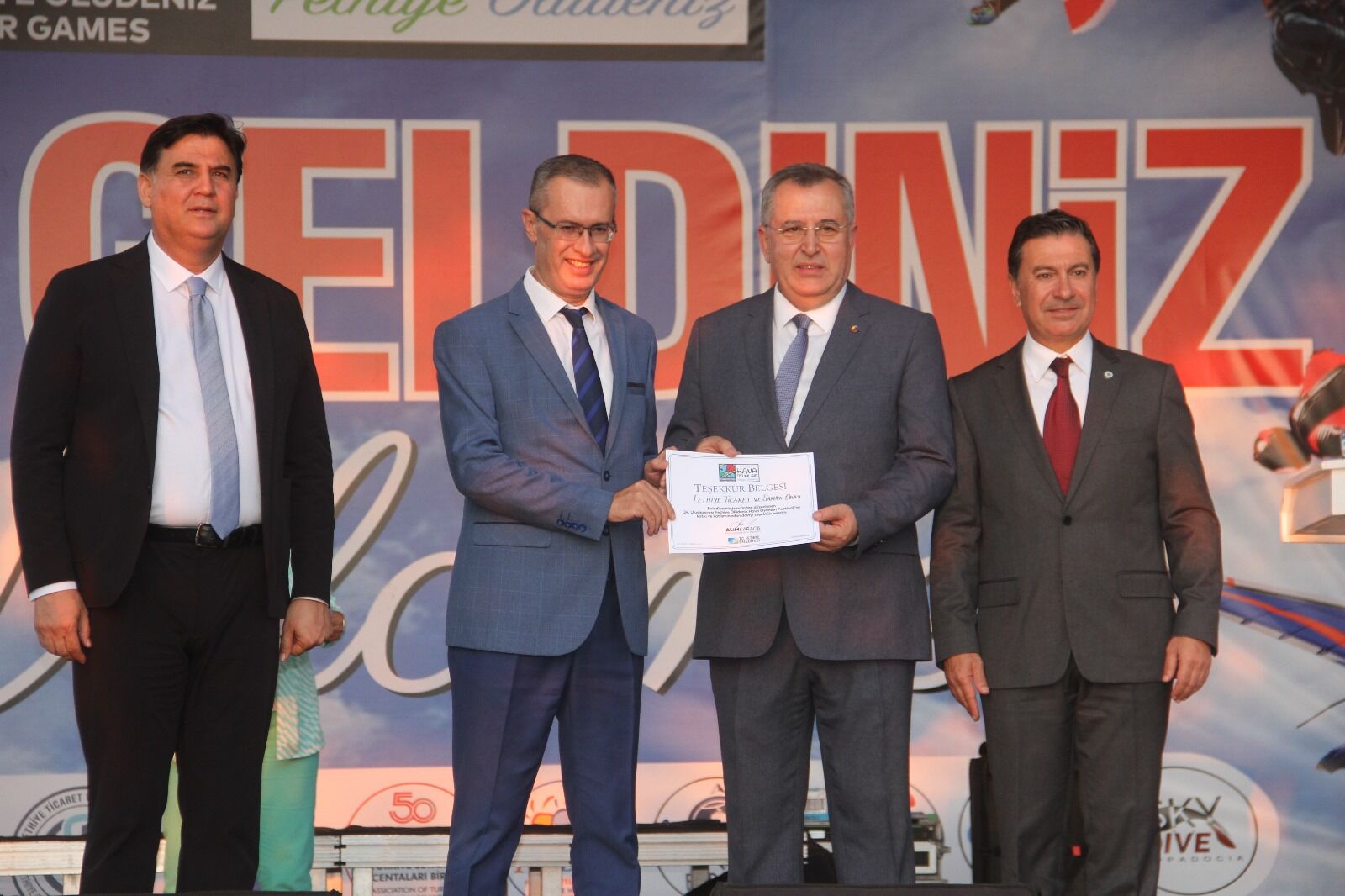 24. Uluslararası Fethiye Ölüdeniz Hava Oyunları Festivali Törenle Başladı