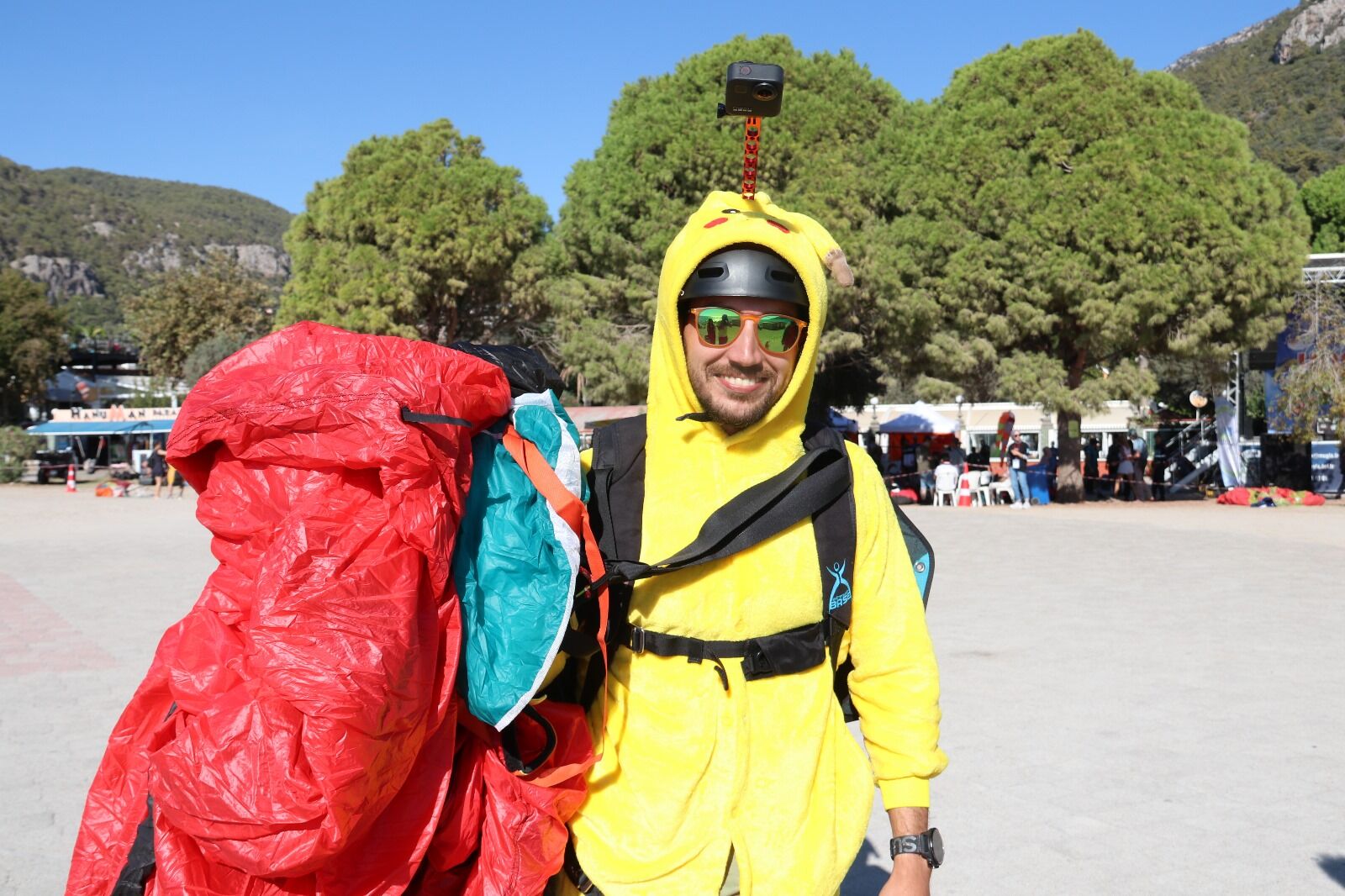 Ölüdeniz Hava Oyunları Festivali Coşkuyla Devam Ediyor