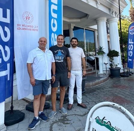 Fethiye Açıklarında 1953’te Düşen Uçağın Hikayesi “Dünya Küçük”