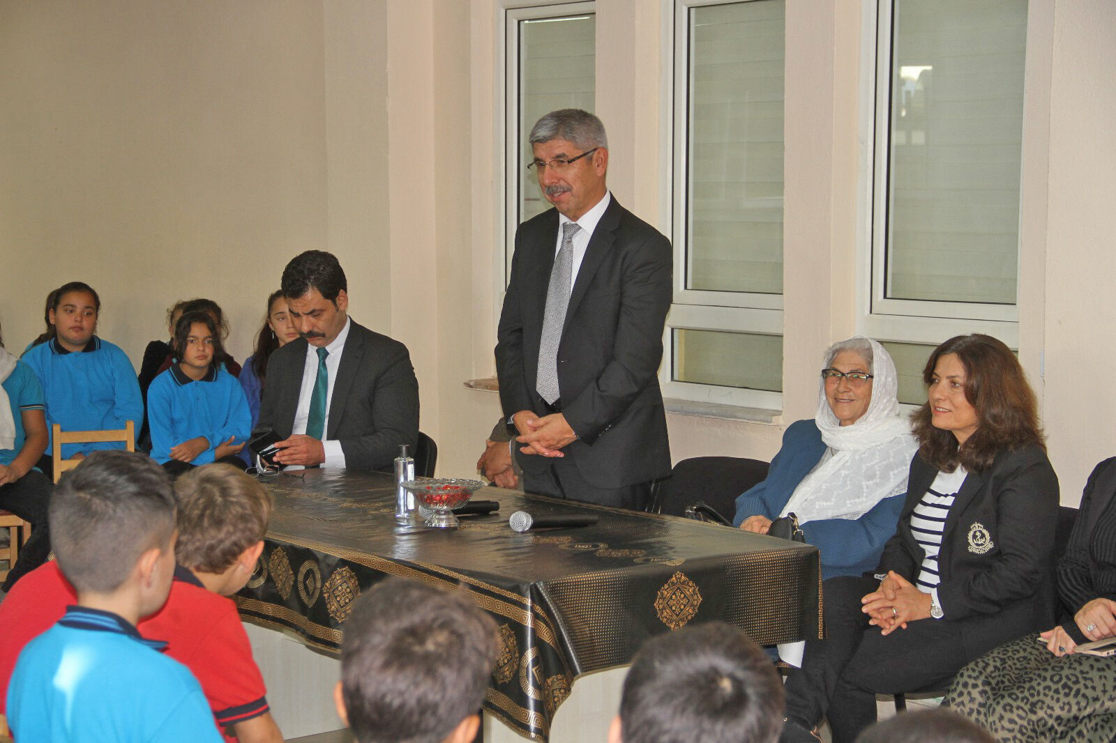 Rektör, Mezun Olduğu Okulda Kariyer Planlama Günlerine Katıldı