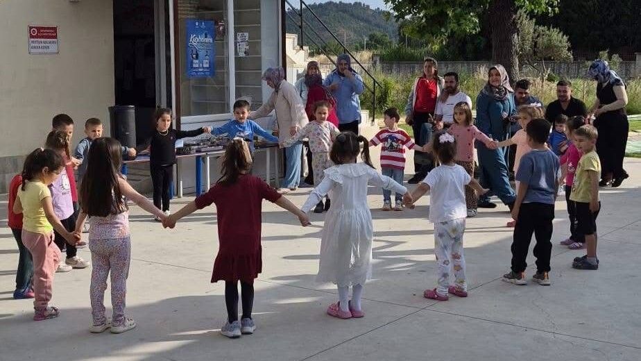 4-6 Yaş Kur’an Kursu Öğrencileri Gürpınar Camii’nde Buluştu