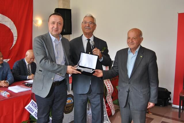 40 Yılı Aşkın Ortaklar Plaketle Ödüllendirildi