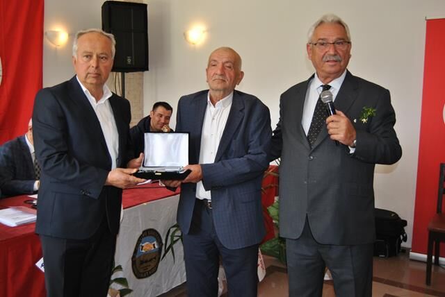 40 Yılı Aşkın Ortaklar Plaketle Ödüllendirildi
