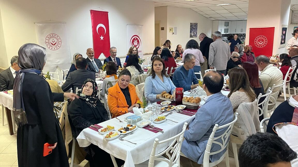 Fethiye Huzurevinde İftar Programı Düzenlendi
