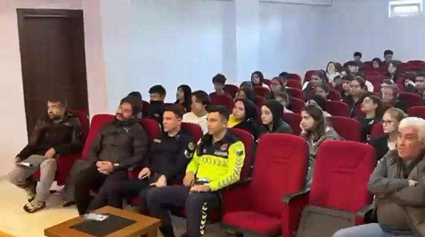 Muğla İl Jandarma Komutanlığı’ndan Öğrencilere Trafik Güvenliği Eğitimi