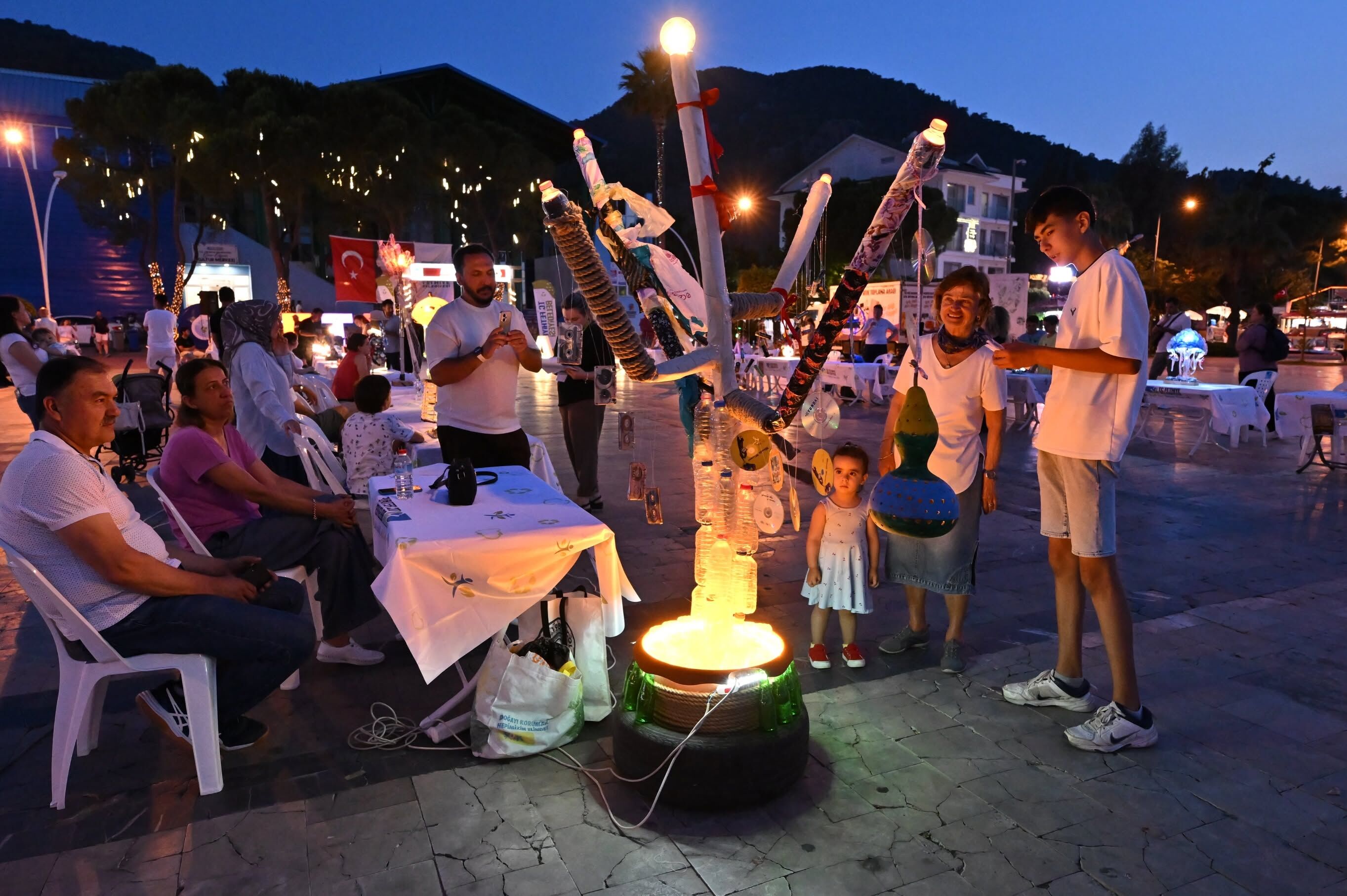 Atıklar Sanata Dönüştü! Fethiye’de Kazananlar Ödüllerini Aldı